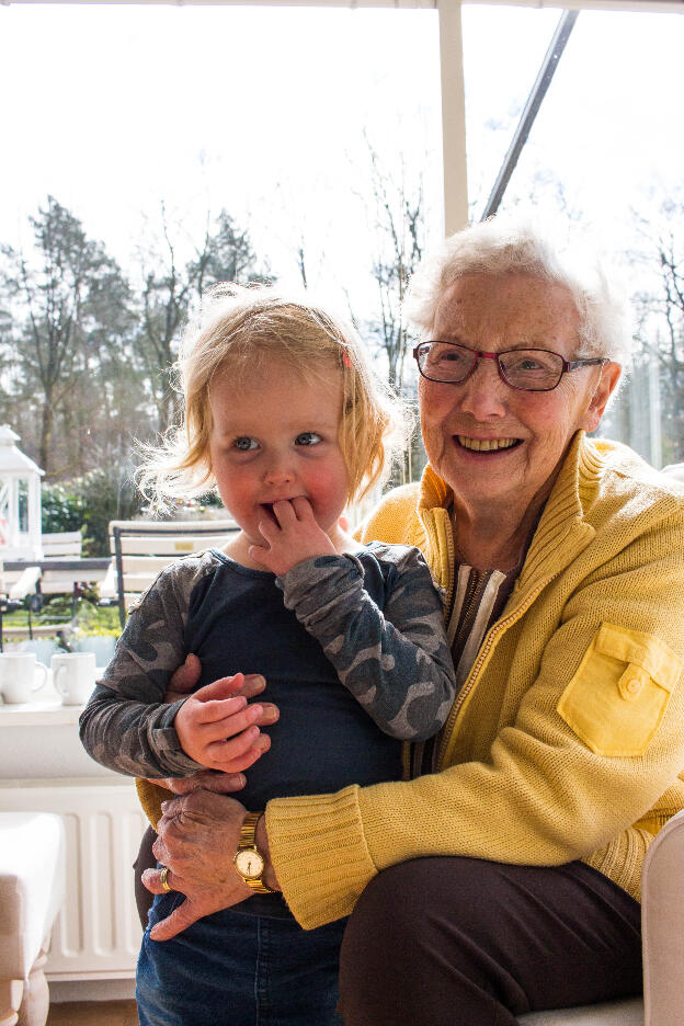 Oma et son arrière petite fille